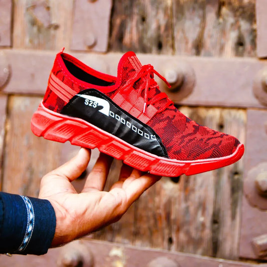 Men Light weight sneakers